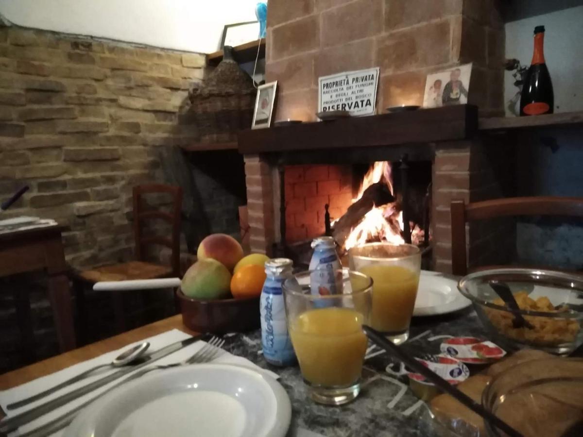 Bed and Breakfast Casa Cecchi Val di Pugna Екстер'єр фото